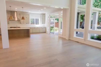 10420 NE 112th Street, Kirkland, WA 98033 - Photo 17