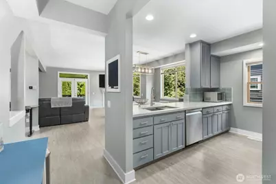2858 NW 90th Place, Seattle, WA 98117 - Photo 9