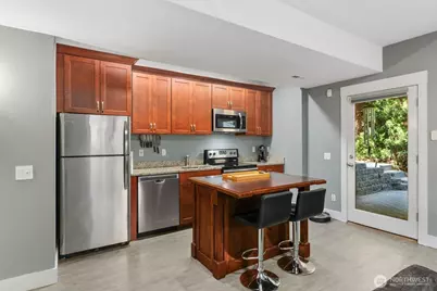 2858 NW 90th Place, Seattle, WA 98117 - Photo 31