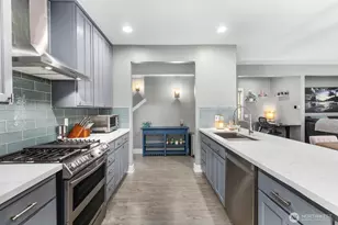 2858 NW 90th Pl, Seattle, WA 98117 - Photo 13