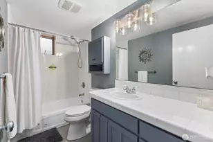 2858 NW 90th Pl, Seattle, WA 98117 - Photo 23