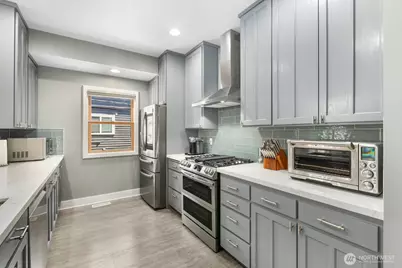 2858 NW 90th Place, Seattle, WA 98117 - Photo 11