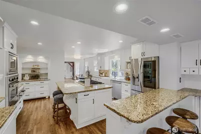 16066 Inglewood Road NE, Kenmore, WA 98028 - Photo 17