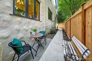2205 Bigelow Ave N, Seattle, WA 98109 - Photo 11