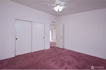 808 SE Mockingbird Drive, College Place, WA 99324 - Photo 15