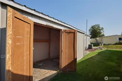 808 SE Mockingbird Drive, College Place, WA 99324 - Photo 25