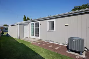 808 SE Mockingbird Dr, College Place, WA 99324 - Photo 23