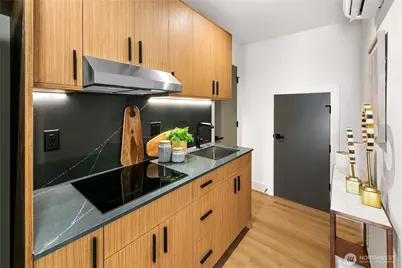 8022 Fauntleroy Way SW, Seattle, WA 98136 - Photo 35