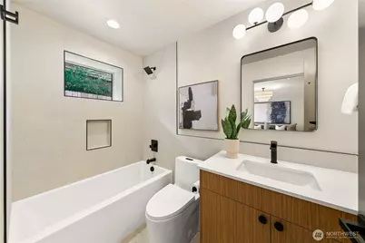 8022 Fauntleroy Way SW, Seattle, WA 98136 - Photo 37