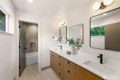 8022 Fauntleroy Way SW, Seattle, WA 98136 - Photo 19