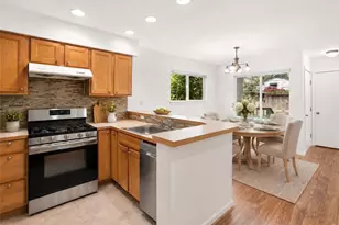 3308 S Holly Pl, Seattle, WA 98118 - Photo 5