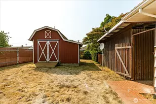 49 SE Pasek St, Oak Harbor, WA 98277 - Photo 25