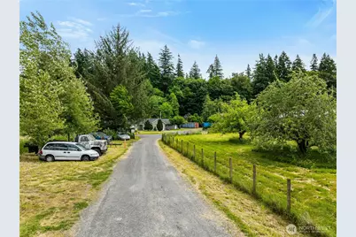 4250 Dewey Road, Bellingham, WA 98226 - Photo 3