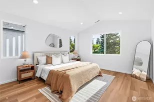 10702 Linden Ave N, Seattle, WA 98133 - Photo 27