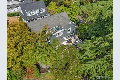 1920 NE Naomi Place, Seattle, WA 98115 - Photo 33