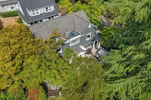 1920 NE Naomi Pl, Seattle, WA 98115 - Photo 33