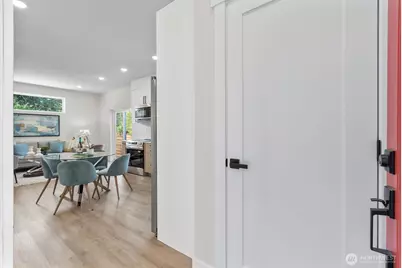 1415 Martin Luther King Jr Way, Seattle, WA 98122 - Photo 3