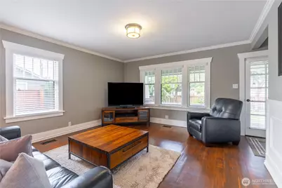 527 17th Street SE, Puyallup, WA 98372 - Photo 7