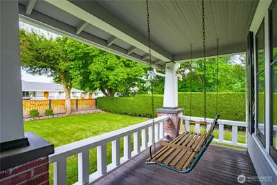527 17th Street SE, Puyallup, WA 98372 - Photo 3