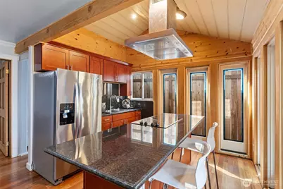 6618 43rd Avenue S, Seattle, WA 98118 - Photo 3