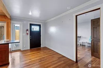6618 43rd Avenue S, Seattle, WA 98118 - Photo 9