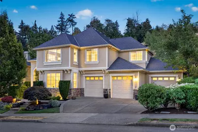 1760 30th Avenue NE, Issaquah, WA 98029 - Photo 1