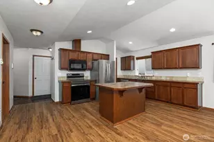 20406 7th Ave Ct E, Spanaway, WA 98387 - Photo 5