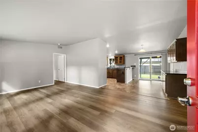 405 415th Avenue SE, Gold Bar, WA 98251 - Photo 3