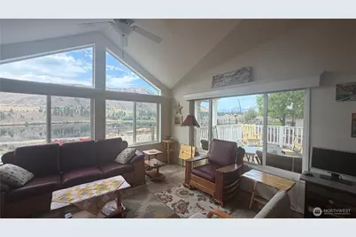 7 Quaking Aspen Drive, Winthrop, WA 98862 - Photo 3