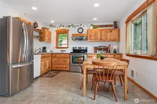 7712 View Ridge Dr, Maple Falls, WA 98266 - Photo 9