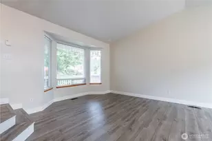 13208 162nd St Ct E, Puyallup, WA 98374 - Photo 5