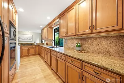 16533 SE 149th Street, Renton, WA 98059 - Photo 9