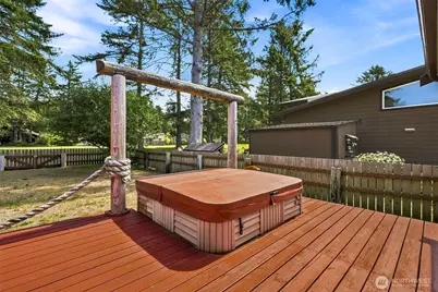 112 Canal Drive NE, Ocean Shores, WA 98569 - Photo 23