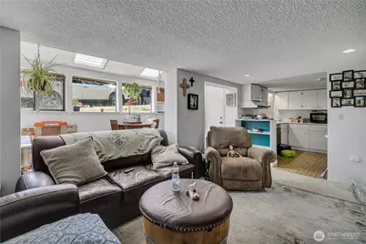 9106 Peacock Hill Avenue, Gig Harbor, WA 98332 - Photo 25