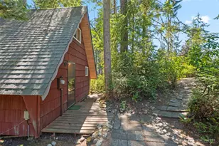 1750 N Colony Surf Dr, Lilliwaup, WA 98555 - Photo 5