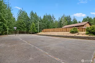 1750 N Colony Surf Dr, Lilliwaup, WA 98555 - Photo 35