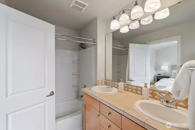10901 124th Avenue NE #2-4, Kirkland, WA 98033 - Photo 19