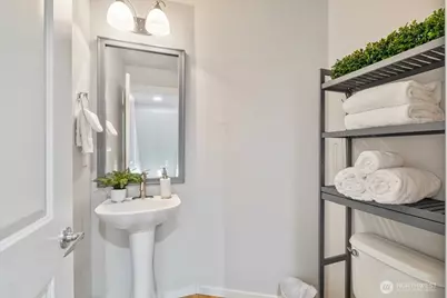 10901 124th Avenue NE #2-4, Kirkland, WA 98033 - Photo 13