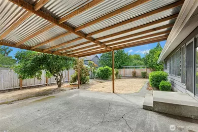 250 110th Place SE, Bellevue, WA 98004 - Photo 19