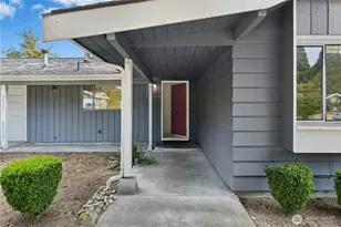 250 110th Pl SE, Bellevue, WA 98004 - Photo 3