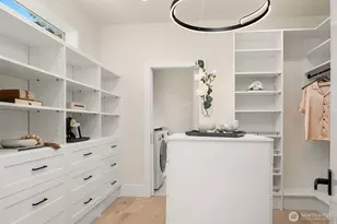 13011 SE Newport Way, Bellevue, WA 98006 - Photo 29