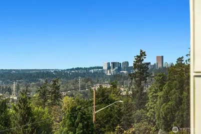 13011 SE Newport Way, Bellevue, WA 98006 - Photo 3