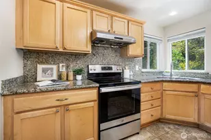 5329 S 319th St, Auburn, WA 98001 - Photo 9