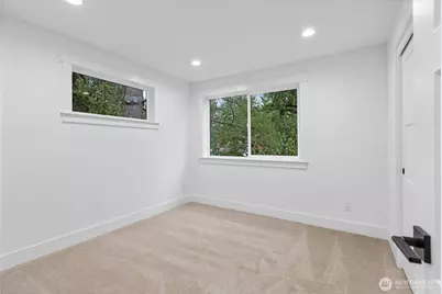 11054 2nd Avenue NW, Seattle, WA 98177 - Photo 23