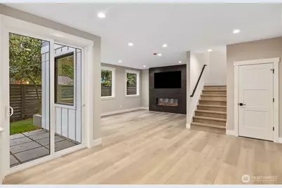 11054 2nd Avenue NW, Seattle, WA 98177 - Photo 11