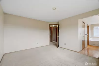 12402 107th Place NE, Kirkland, WA 98034 - Photo 15