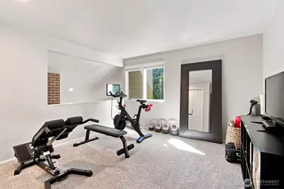 2002 W Lake Sammamish Parkway NE, Redmond, WA 98052 - Photo 31