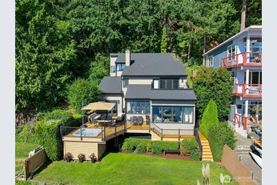 2002 W Lake Sammamish Parkway NE, Redmond, WA 98052 - Photo 9