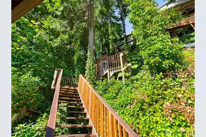 2002 W Lake Sammamish Parkway NE, Redmond, WA 98052 - Photo 39