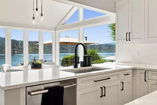 2002 West LK Sammamish Pkwy NE, Redmond, WA 98052 - Photo 3